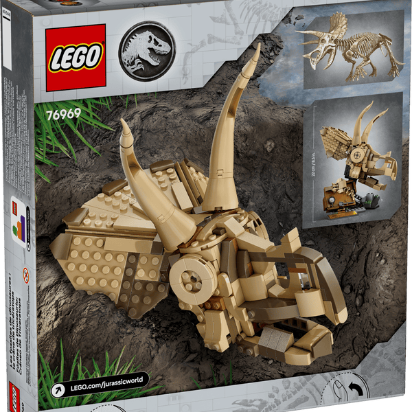 Jurassic World Dinosaur Fossils: Triceratops Skull