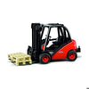 Linde Forklift with 2 Pallets