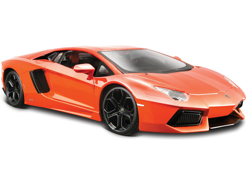 Maisto 1:24 Scale 31210 – Lamborghini Aventador LP 700-4 – Orange