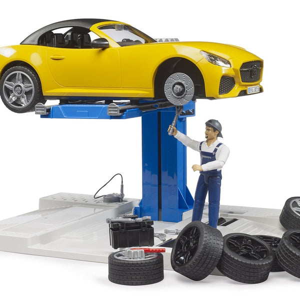 Car Service Centre with Roadster