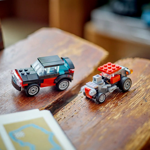 LEGO: Flatbed Truck with Helicopter